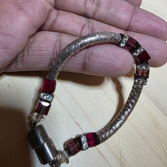 Sterling Silver 925 Beaded Ladies Bracelet 7 Inches Long Magnetic Clasp - Picture 6 of 7